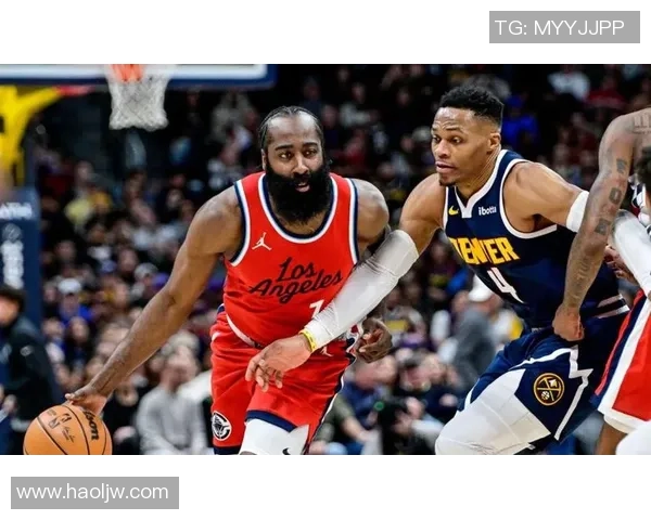 掘金与快船精彩对决全场回放9月4日赛事分析与亮点回顾 掘金与快船精彩对决全场回放9月4日赛事分析与亮点回顾